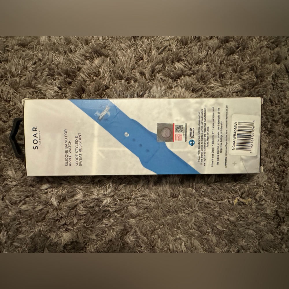 University of Michigan Apple Watch Band 40mm/44mm/45mm - Picture 2 of 2